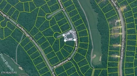 Residential Lot in Golf Community