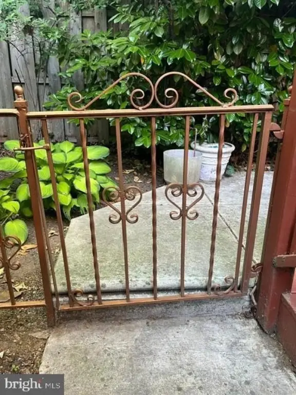 Picture 16