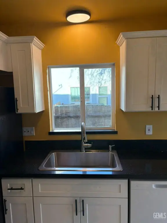 Picture 30