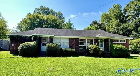 Hartselle Duplex: Investment Opportunity