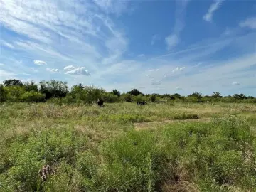 84-Acre Ranch Near Lake Bridgeport