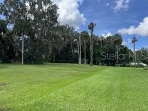 Residential Land Near Lake Pierce