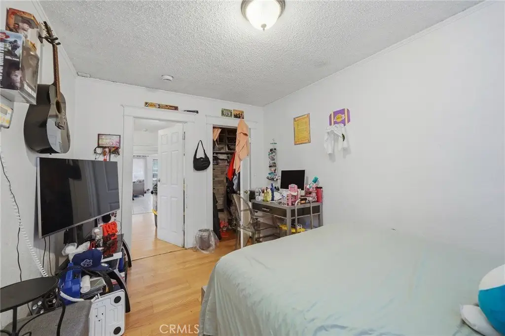 Picture 30