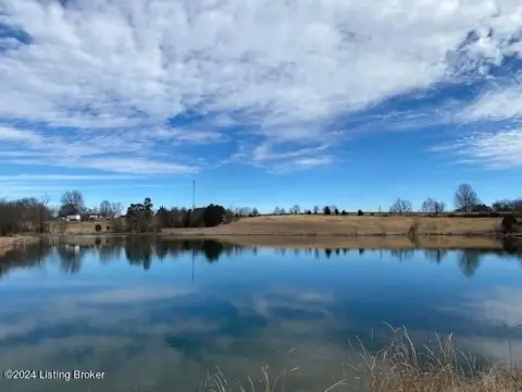 Bardstown Land with Lake