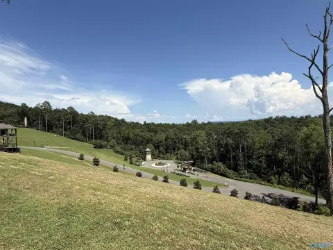 Lake Guntersville Lakeside Community Lot