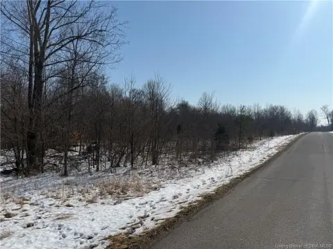 Pekin, IN Vacant Land