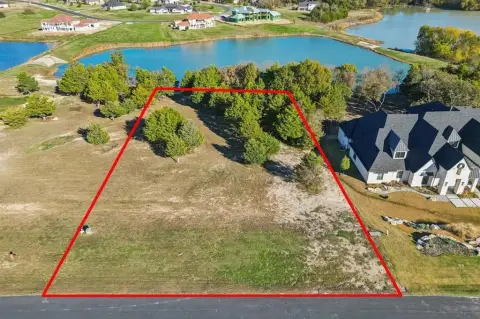 Waterfront Lot in Waterstone Estates