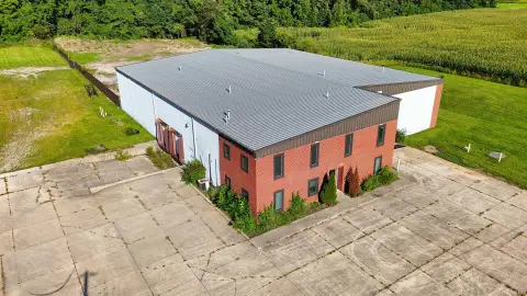 Versatile Warehouse in Syracuse