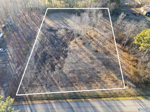 Residential Land in Arab, AL