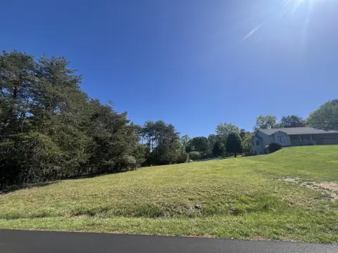 Smith Mountain Lake Access Lot