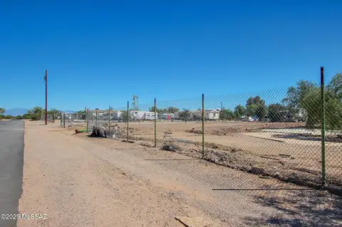 Marana Acreage with Utility Access