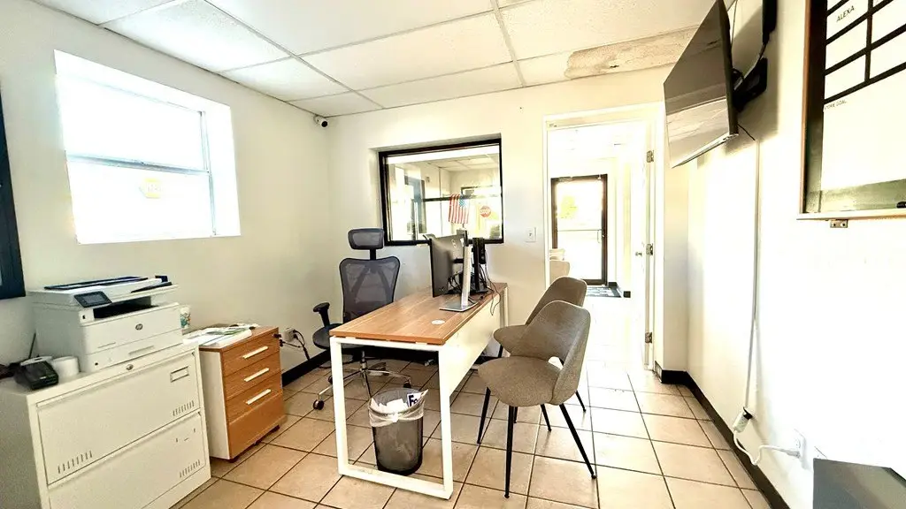 Picture 8
