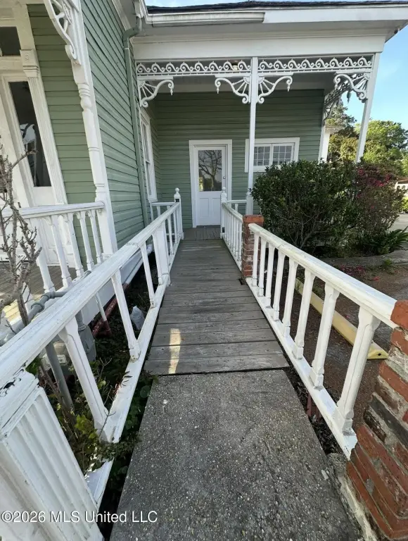 Picture 3