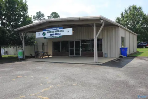 Office Building in Piedmont, AL