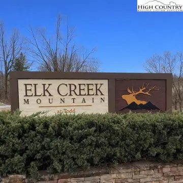 Land in Elk Creek Mountain