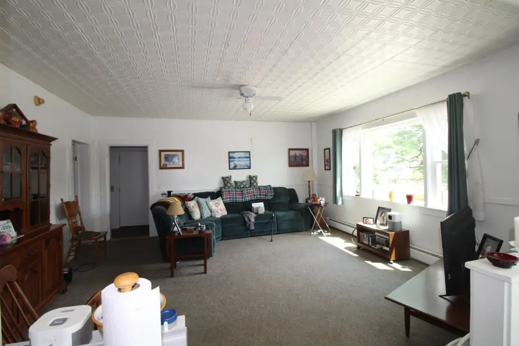 Picture 19
