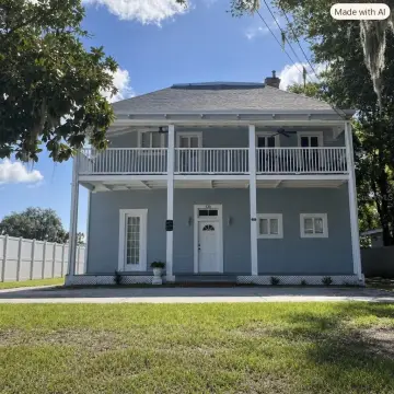 Five-Unit Apartment Building