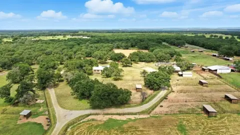 Turnkey Santo Horse Property