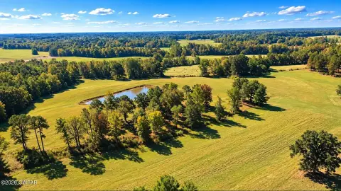 Agricultural Land with Barns