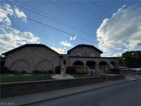 Flex Space with Garage Apartment