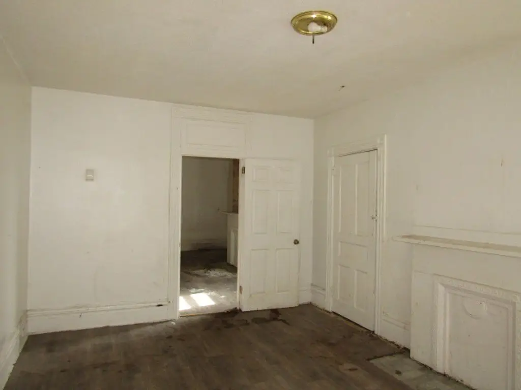 Picture 11