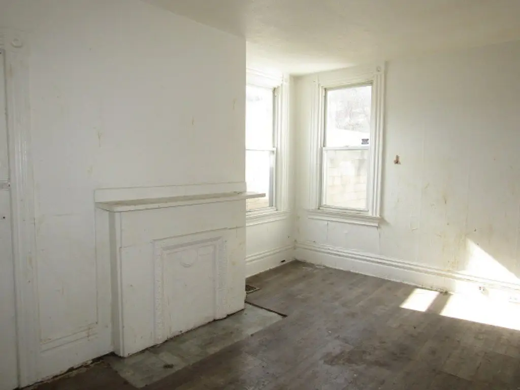 Picture 12