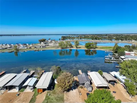 Lakefront Lot Ready for Getaway