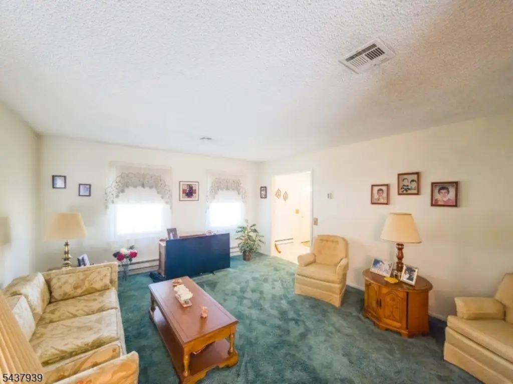 Picture 7
