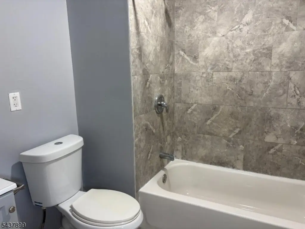 Picture 16