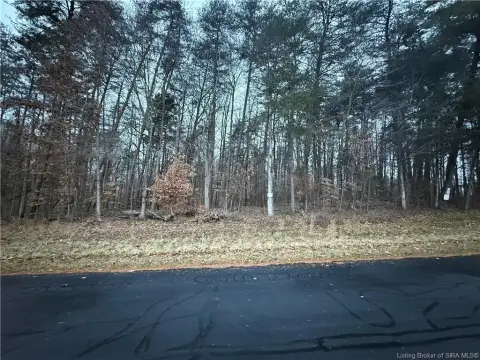 Residential Land in Cedar Pointe
