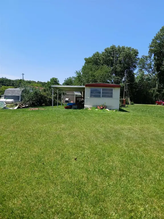 Picture 4