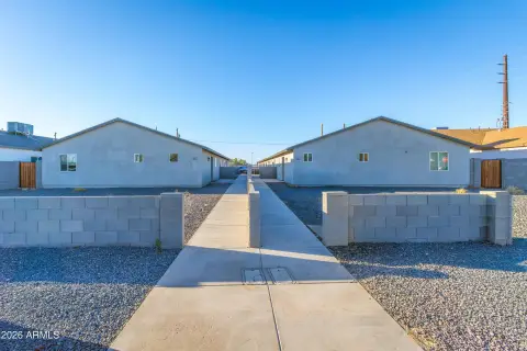 Leased Duplex with Modern Finishes