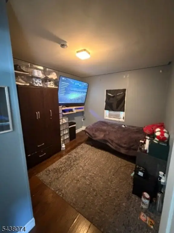 Picture 11