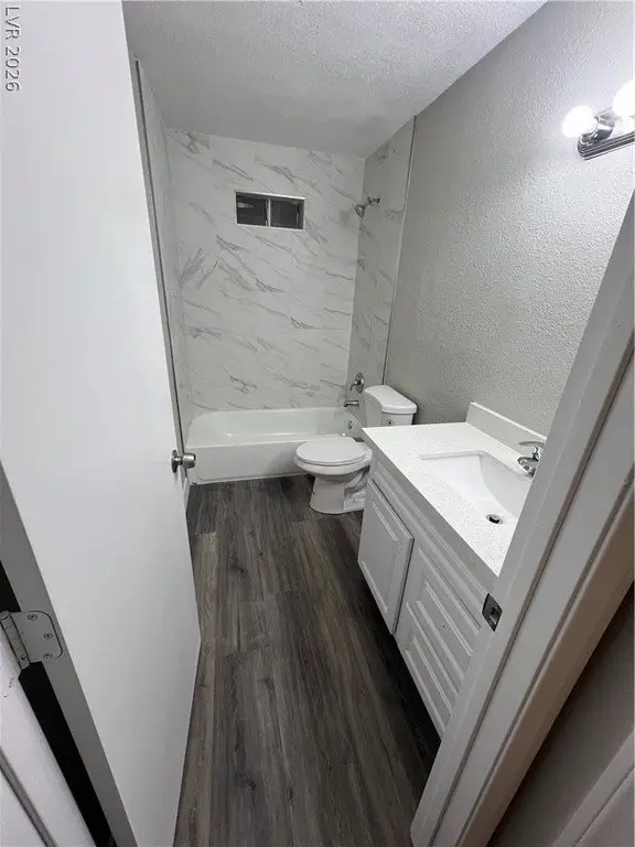 Picture 19