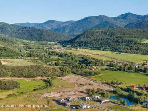 Mountainside Village Land For Sale