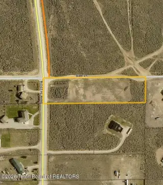 Pinedale Land with Mountain Views