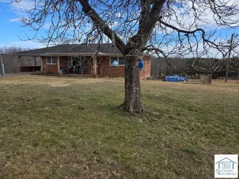 Spacious Farm with Modern Amenities