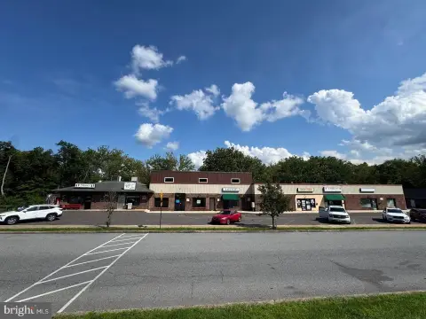 Multi-Suite Mixed-Use Property