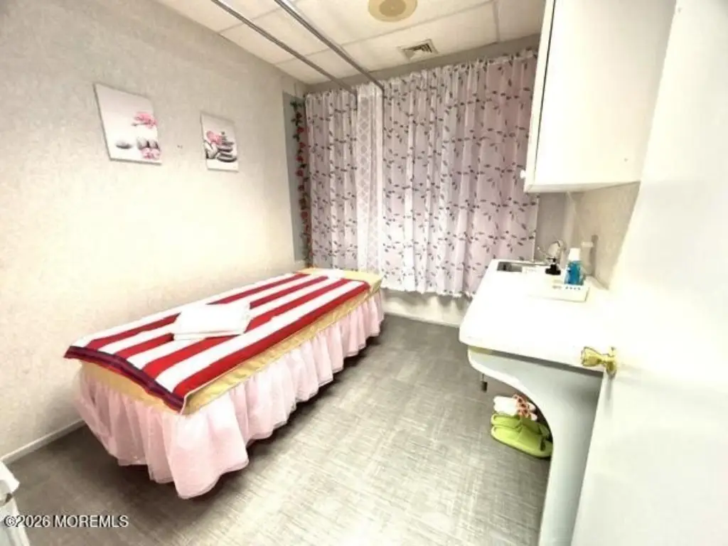 Picture 9