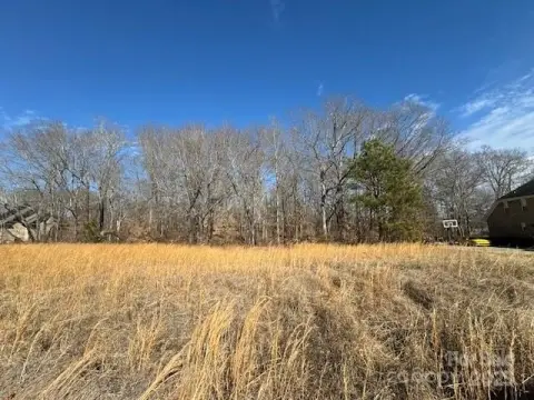 Residential Land in Established Neighborhood