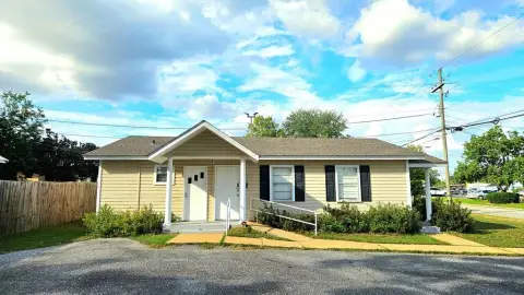 Commercial Office Location For Sale