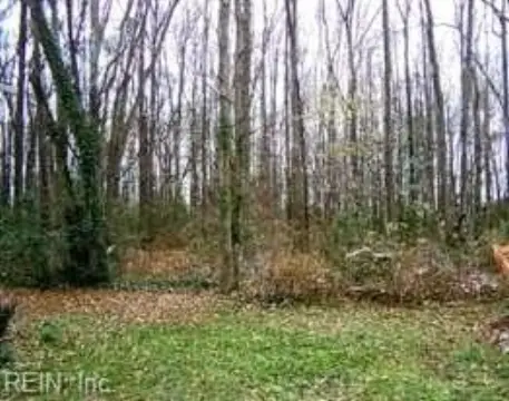 Vacant Lot in Greenbriar Subdivision