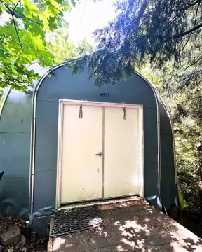 Dome House on Garden Home