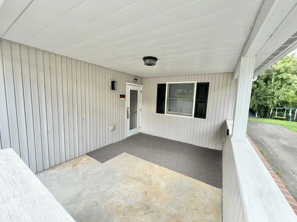 Picture 12