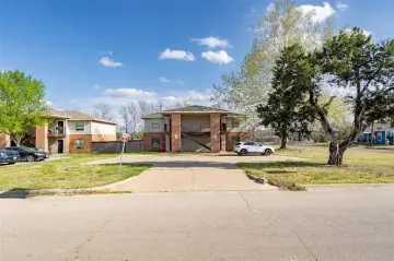 Stephenville Quadruplex Near University