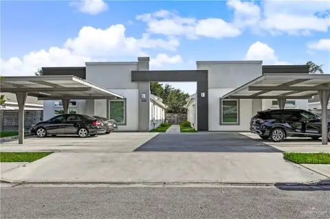 Income-Producing Fourplex in Growing Area