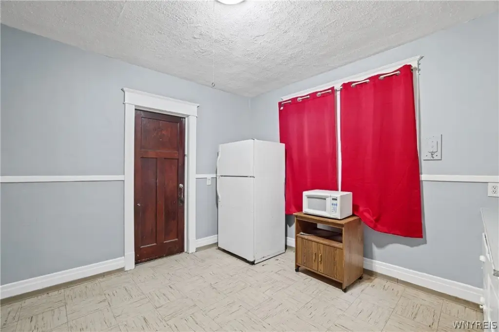 Picture 16