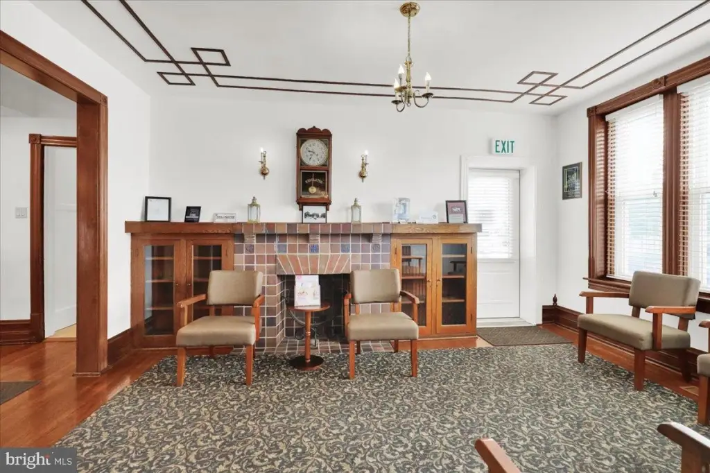 Picture 5