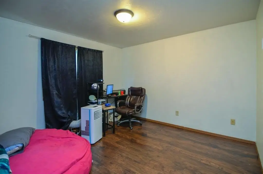 Picture 30