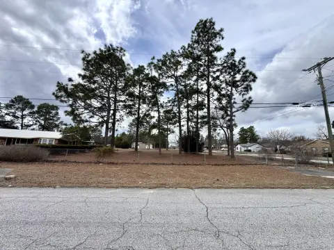 Residential Corner Lot in Augusta